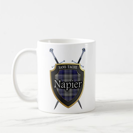 Clan-Napiertartan-Schild und Schwerter Kaffeetasse (Links)