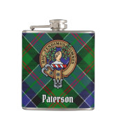 Clan Paterson Wappen über Tartan Flachmann (Vorderseite)