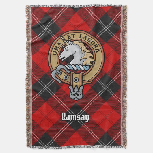 Clan Ramsay-Wappen über rotem Tartan Decke (Vorderseite Vertikal)