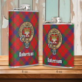 Clan Robertson Wappen über Tartan Flachmann