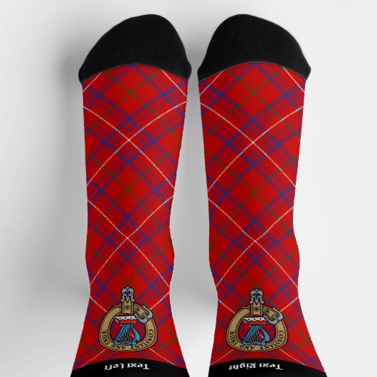Clan Rose Wappen über Tartan Socken (Oben)