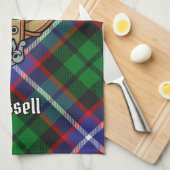 Clan Russell Crest over Tartan Geschirrtuch (Viertel Falte)