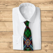 Clan Russell-Wappen über Tartan Krawatte