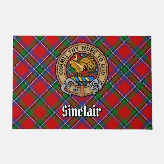 Clan Sinclair Wappen über Red Tartan Fußmatte (Vorderseite)