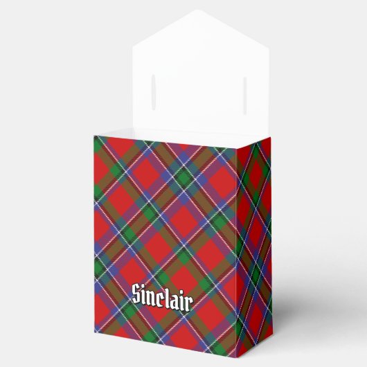 Clan Sinclair Wappen über Red Tartan Geschenkschachtel (Geöffnet)
