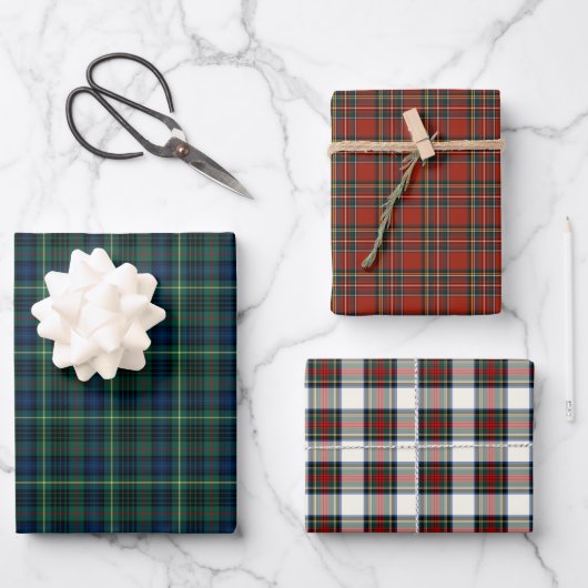 Clan Stewart Tartan Red, Green und White Kariert Geschenkpapier Set (Vorderseite)