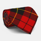 Clan Wallace Wappen über Tartan Krawatte (Gerollt)