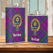 Clan Wardlaw Wappen über Tartan Flachmann