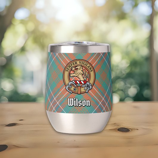 Clan Wilson Wappen über antikes Tartan