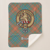Clan Wilson Wappen über antikes Tartan Sherpadecke (Vorderseite)
