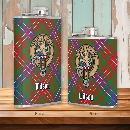 Clan Wilson Wappen über das moderne Tartan Flachmann