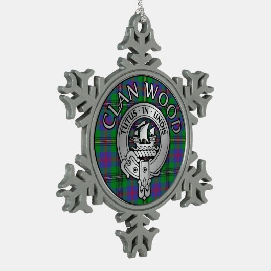 Clan Wood Wappen & Tartan Schneeflocken Zinn-Ornament (Links)