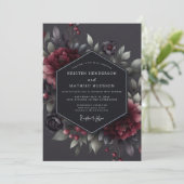 Claret Düstere Flora Hochzeit Einladung (Stehend Vorderseite)