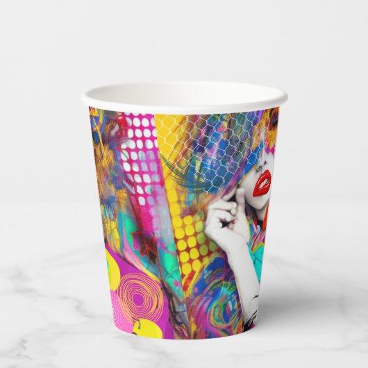 Clashy Lady Pappbecher (Rückseite)