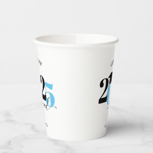 Class of 2023 Graduate Light BlueModern Tyopgraphy Pappbecher (Links)