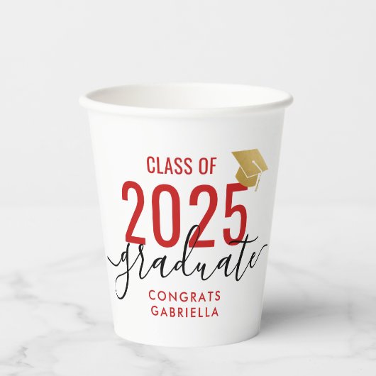 Class of 2023 Modern Red Graduation Party Pappbecher (Vorderseite)