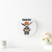 Class of 2026 Graduation Celebration Runde Wanduhr (Zuhause)