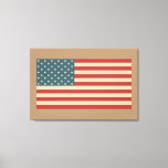 Classic American Flag Wall Art Deco Leinwanddruck<br><div class="desc">Die rot,  blau und cremefarbenen Farbtöne verleihen dieser amerikanischen Leinwand ein rustikales,  Vintages Ambiente. Das Design stammt aus der Originalkunst.</div>