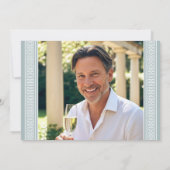 Classic Birthday Party Custom Age Foto Grau Einladung (Rückseite)