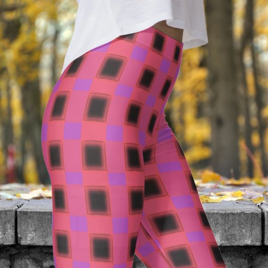 Classic Black and Deep Fuchsia Karo Pattern Leggings