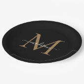 Classic Black Gold Monogram Modern Script Name Pappteller (Schrägansicht)