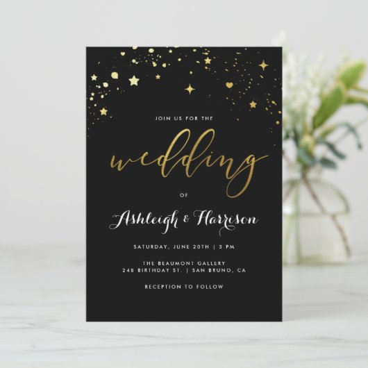 Classic Black & Gold Star Confetti Wedding Einladung (Stehend Vorderseite)