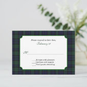 Classic Black Watch Tartan Wedding RSVP Karte (Stehend Vorderseite)