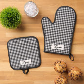 Classic Black & White Gingham | Personalized Name Ofenhandschuh & Topflappen-Set (Oben Unten)
