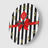 Classic Black White Stripe, Red Label, Bow Ribbon Große Wanduhr (Winkel)