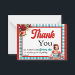 Classic Blue Birthday Party Dankeschön Card Mitteilungskarte<br><div class="desc">Treten Sie ein in die Welt des Vintagen Glamours und feiern Sie die Braut-in-Stil mit unserer Classic Blue Birthday Party Dankeschön Card Collection. Transport Sie Ihr Party in die Zeit zurück in eine Ära der Eleganz, kühnen Farben und sanften pinup Flair. Von Einladungen bis hin zu Dekorationen, Spielen, Accessoires und...</div>