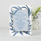 Classic Blue Blätter Gold Monogram Brautparty Einladung (Stehend Vorderseite)