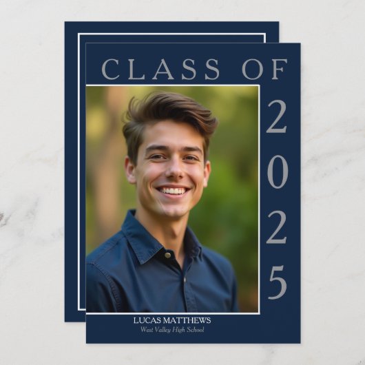 Classic Blue Class 2025 Graduate Custom Foto Einladung (Vorne/Hinten)