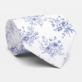 Classic Blue Flowers Pattern French blue toile Krawatte (Gerollt)