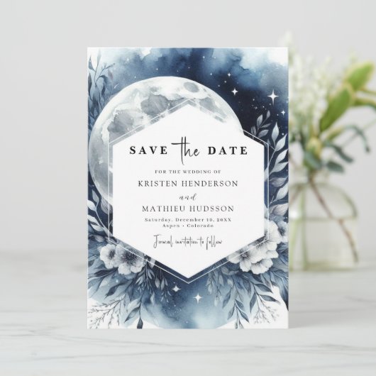 Classic Blue Moonlit Wedding Save The Date (Stehend Vorderseite)