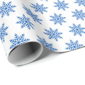 Classic Blue Snowflake Pattern on White Geschenkpapier (Rolleneckpunkt)
