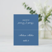 Classic Blue Wedding Platzkarte Printed Guest Name (Stehend Vorderseite)