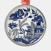 Classic Blue Willow Design Ornament Aus Metall (Vorne)