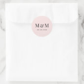 Classic Blush Pink Monogram Typography Wedding Runder Aufkleber (Tasche)