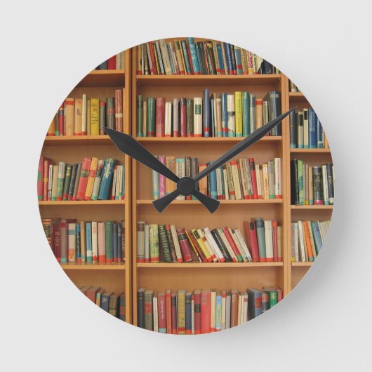Classic book shelf pattern, bookcase,books,old runde wanduhr (Vorderseite)
