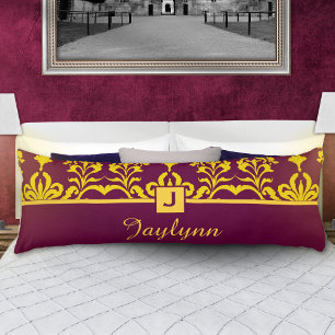 Classic Burgundy Gold Damask Monogram Seitenschläferkissen