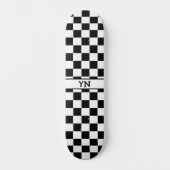 Classic Checkered Black and White Custom Initials Skateboard (Vorderseite)
