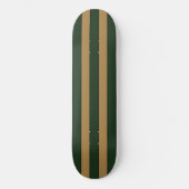 Classic Christmas Green und Gold Streifen Skateboard (Vorderseite)