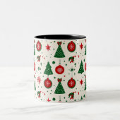 Classic Christmas Tree & Ornament Pattern Mug Zweifarbige Tasse (Mittel)