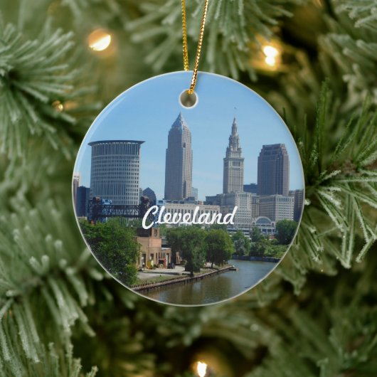 Classic Cleveland Skyline Keramik Ornament (Baum)