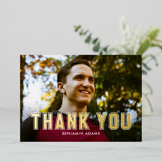 Classic Collegiate Flat FOIL Grad Danke Karte (Stehend vorne)
