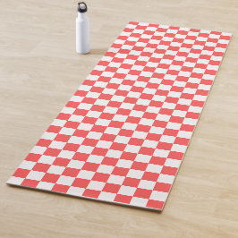Classic coral red checkerboard yogamatte