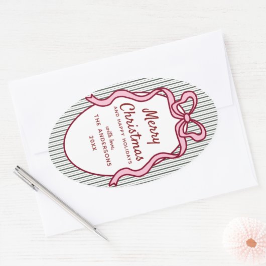 Classic Dark Green Stripes & Pink Bow Christmas Ovaler Aufkleber (Umschlag)