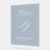 Classic Dusty Blue Modern Monogram Script Willkomm Acrylschild (Winkel)