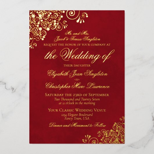 Classic Elegance Crimson Red Formal Wedding Gold Folieneinladung (Vorderseite)