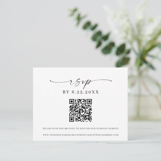 Classic Elegance Modern Wedding RSVP QR code Einladung (Stehend Vorderseite)